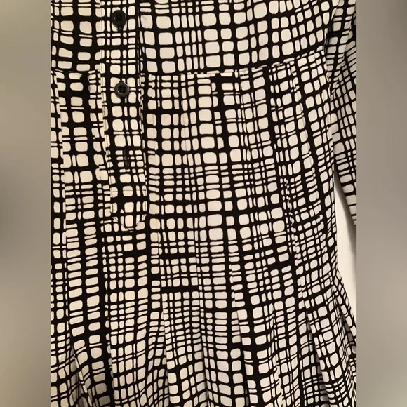 CALVIN KLEIN Shirtdress! Timeless! Sz 4 - Picture 7 of 13